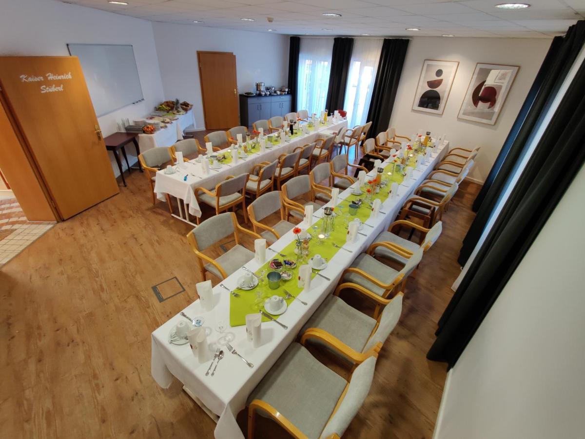 Hotel-Cafe Rathaus บาด อับบาค ภายนอก รูปภาพ