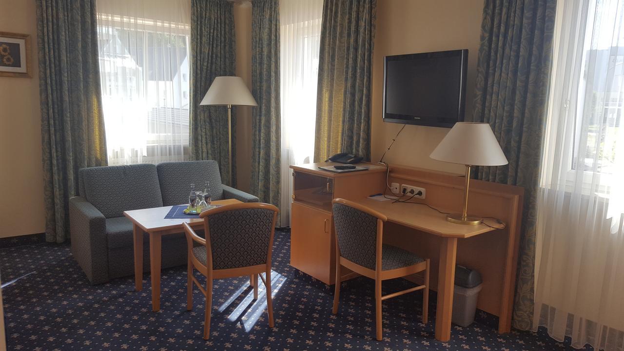 Hotel-Cafe Rathaus บาด อับบาค ภายนอก รูปภาพ